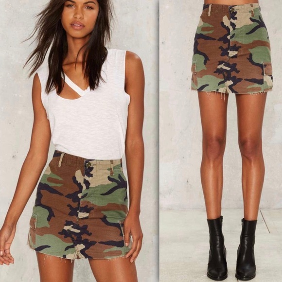 Nasty Gal Dresses & Skirts - Camo Utility Skirt